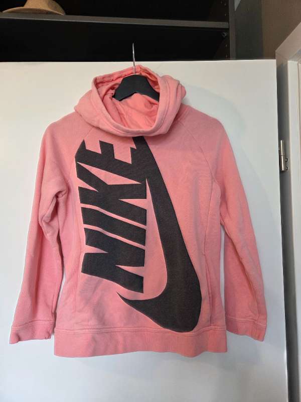 Nike peysa