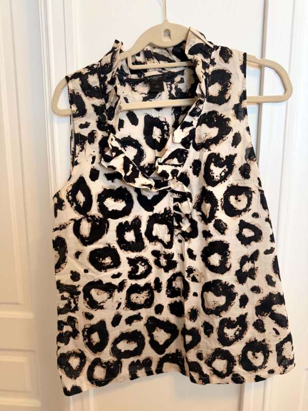 Toppur Ann Taylor