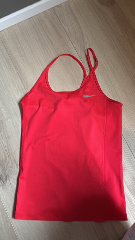 Rauður nike toppur