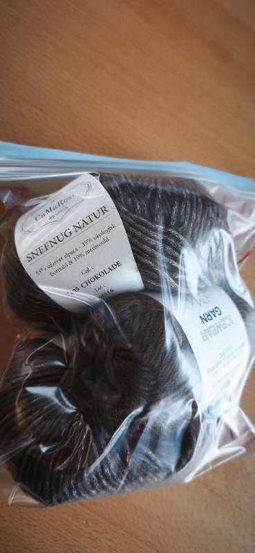 Garn, snefnug og saga wool