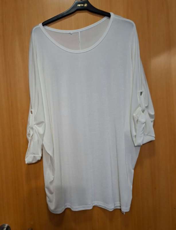 Peysa hvít