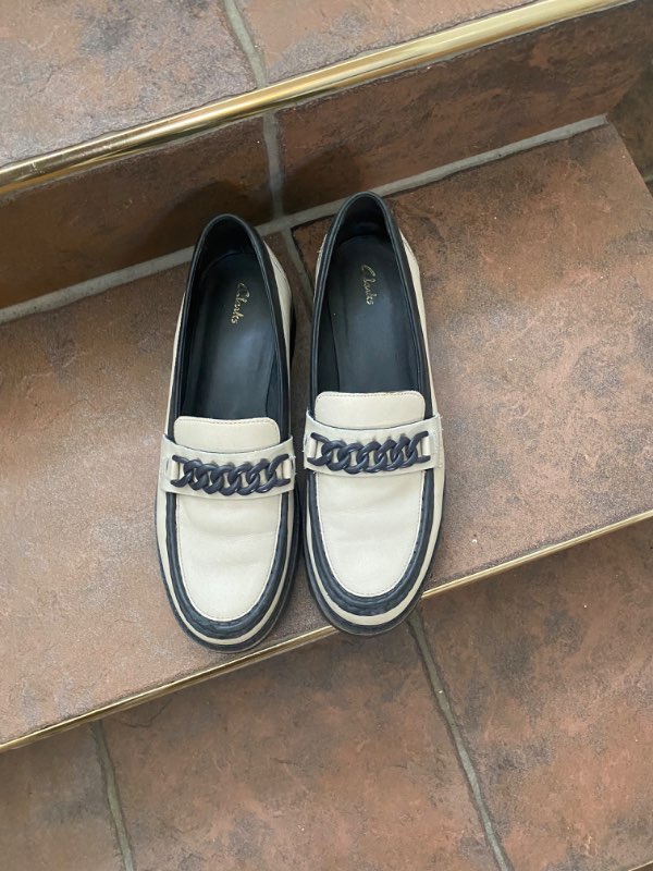 Clarks skór