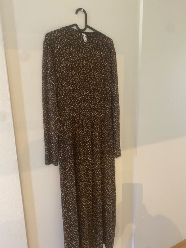 Siður kjoll ur vero moda
