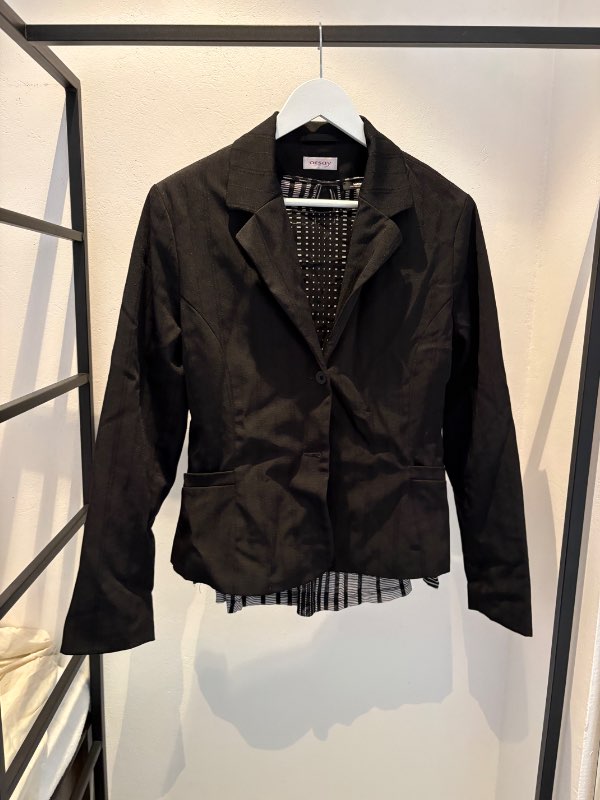 Svartur blazer