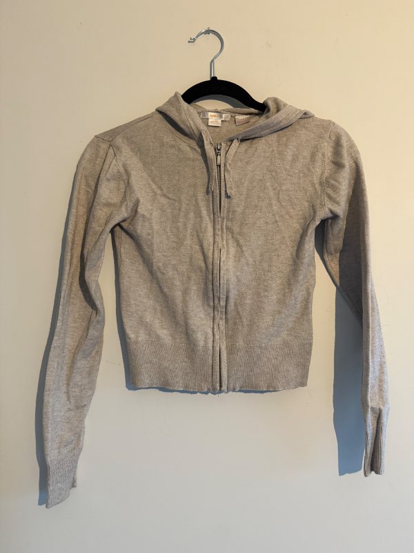 Gina Tricot Peysa
