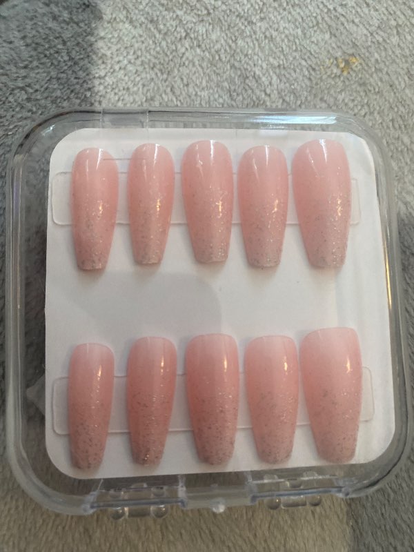 Bleikar/glimmer bleikar press on nails