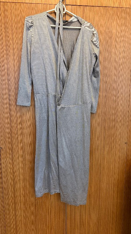 Ella wrap kjóll 100 % siilki 38-42
