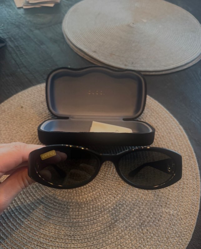 Gucci sólgleraugu