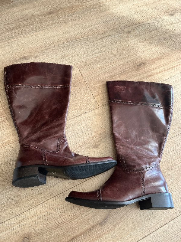 Vintage boots
