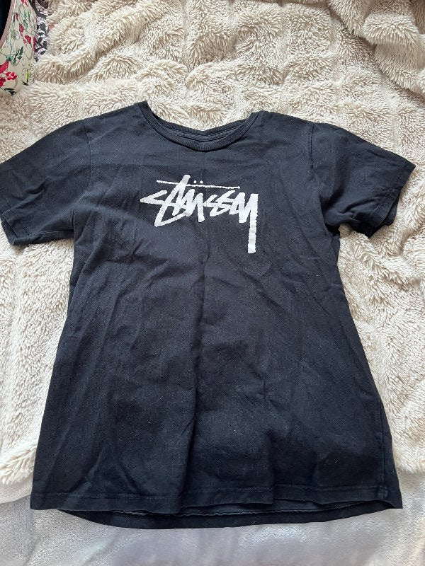 Stussy bolur