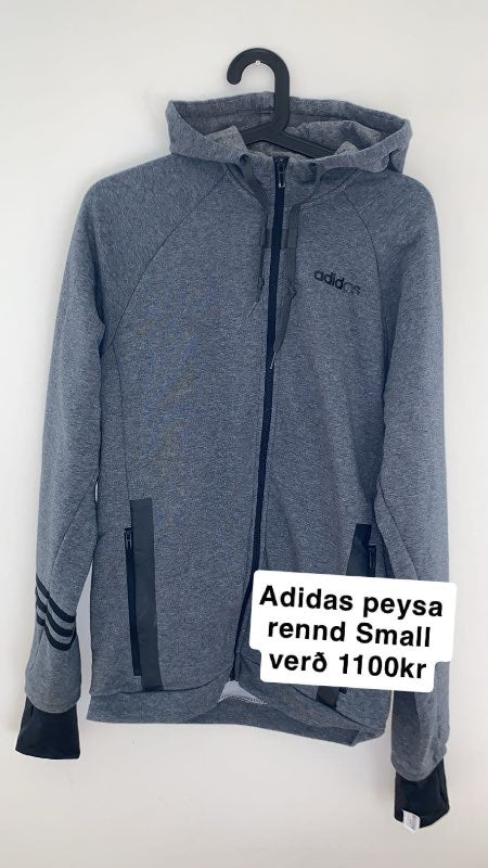 Adidas peysa rennd Small 1100