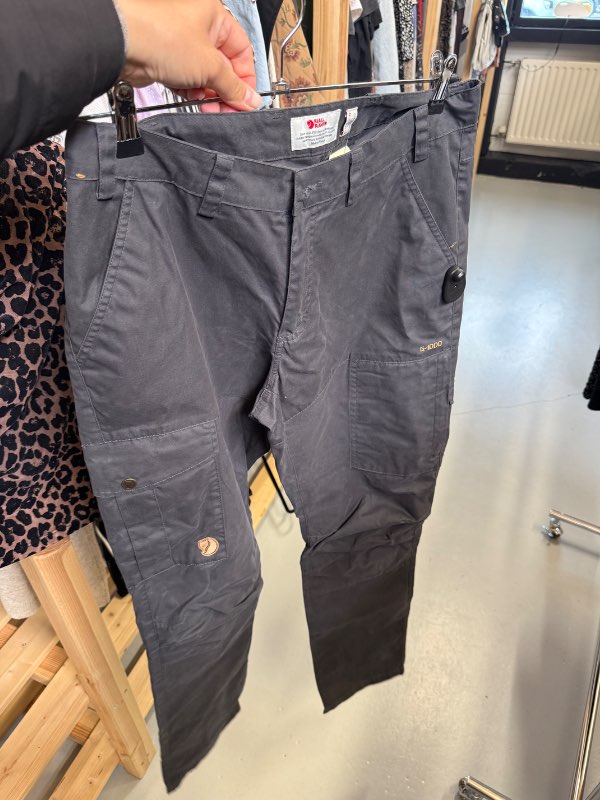 Fjallraven göngubuxur grá m