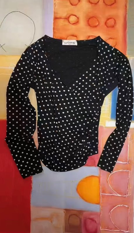 Polka dot toppur
