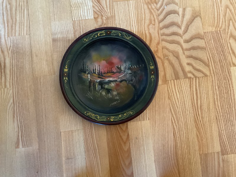 Rósamålaður veggplatti