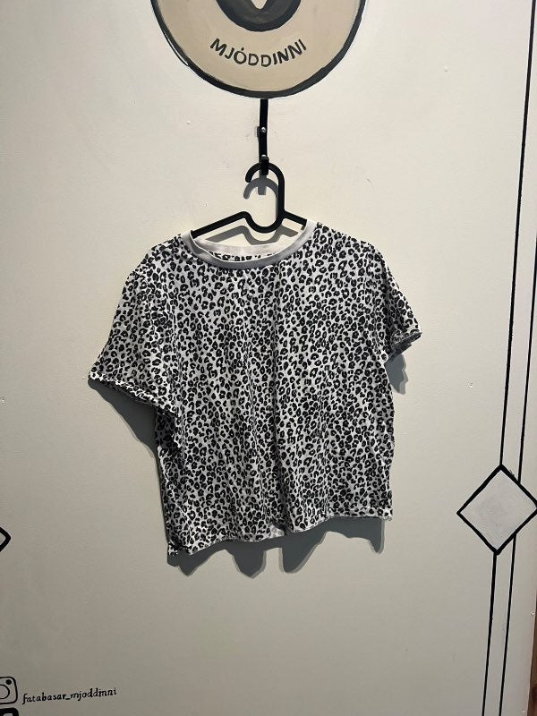 Leopard bolur