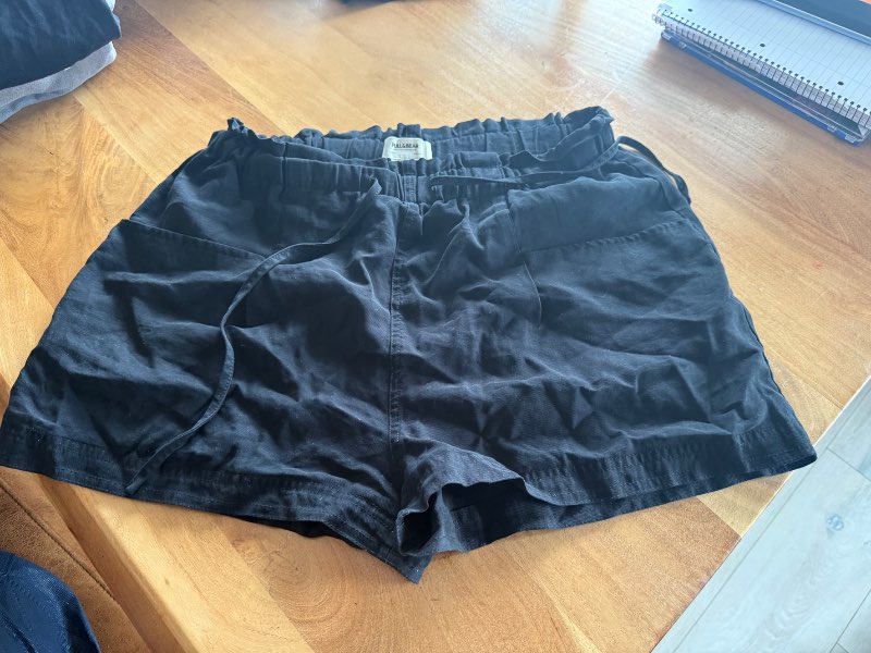 Pull&Bear Stuttbuxur