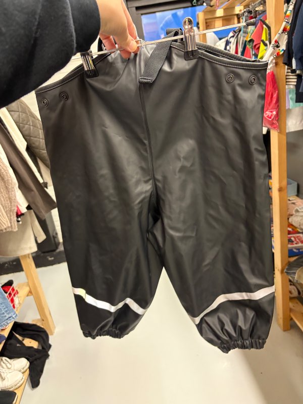 Lindex regnbuxur