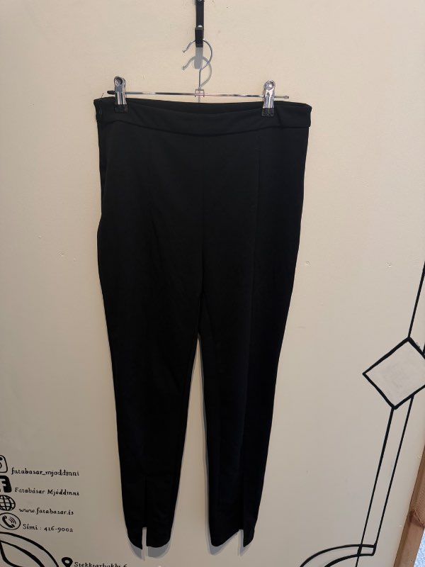 Sparibuxur svartar