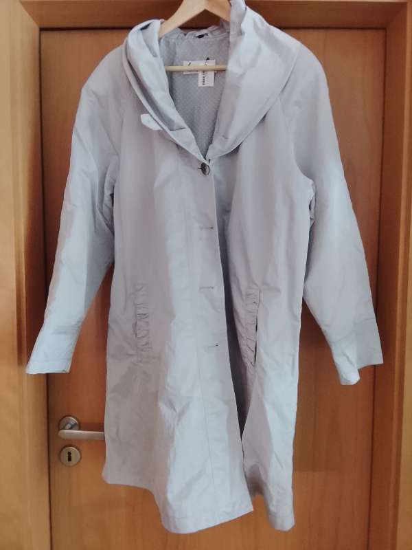 Úlpa/jakki grá þunn