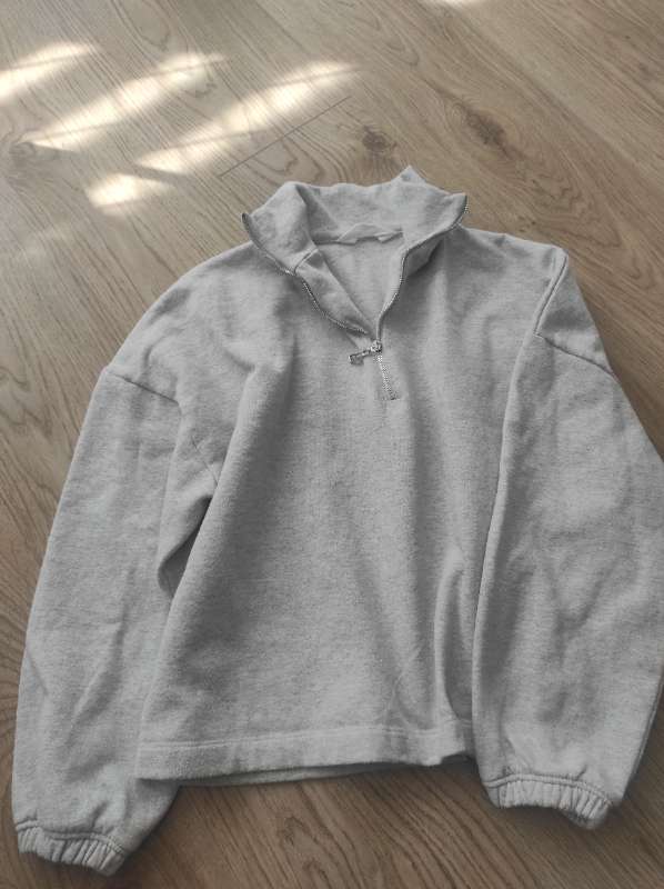 Graen peysa S-XL