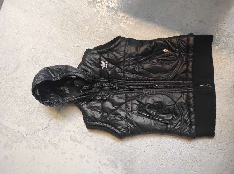 Vesti Adidas 42