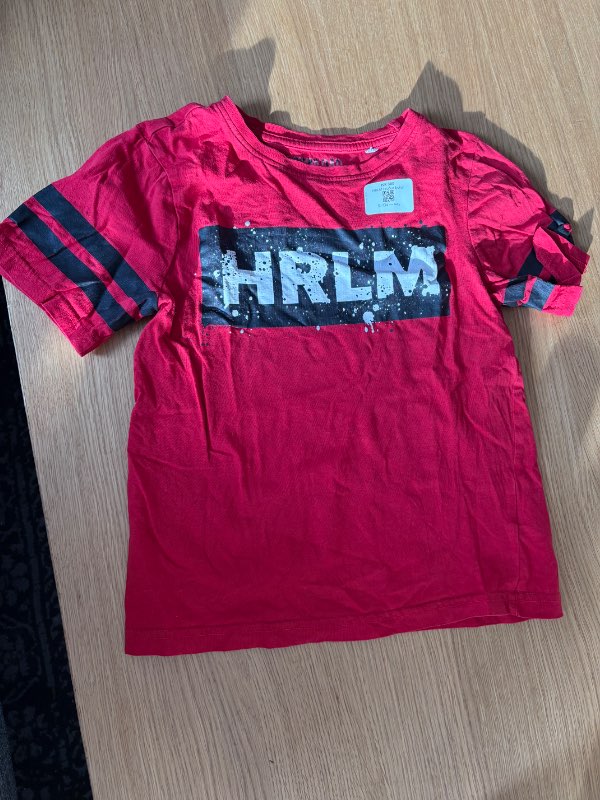 HRLM rauður bolur