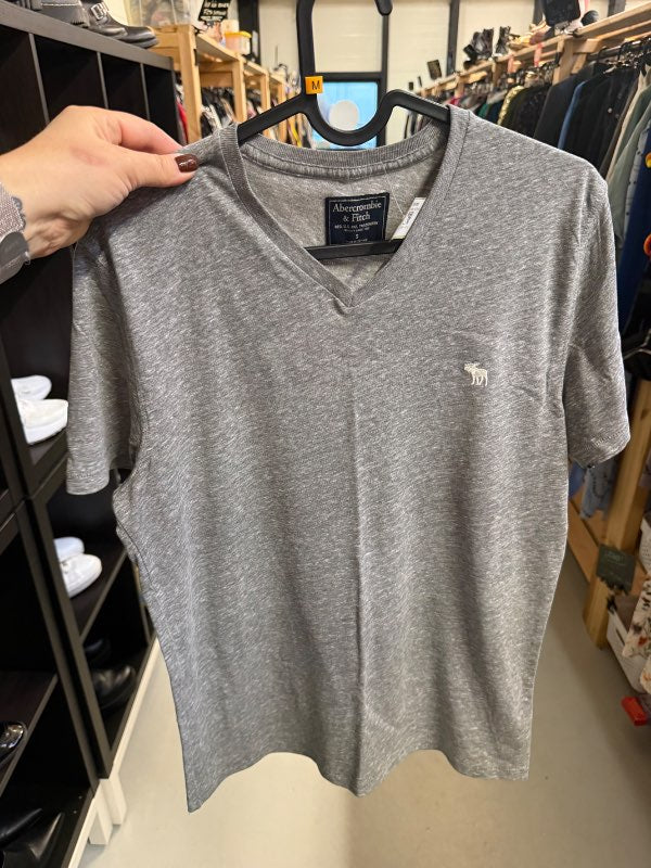 Abercrombie & Fitch bolur grár