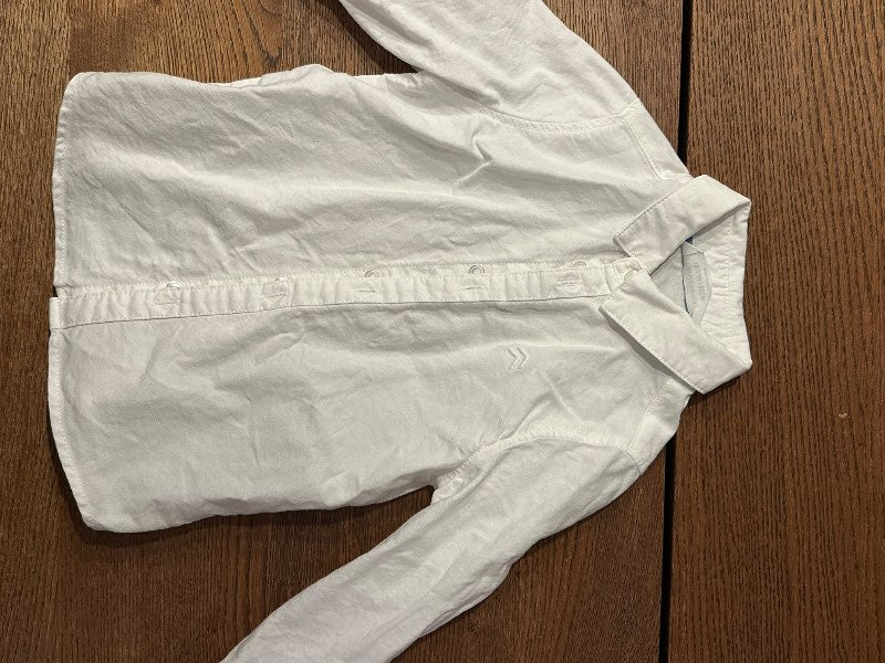 primark hvít skyrta ör