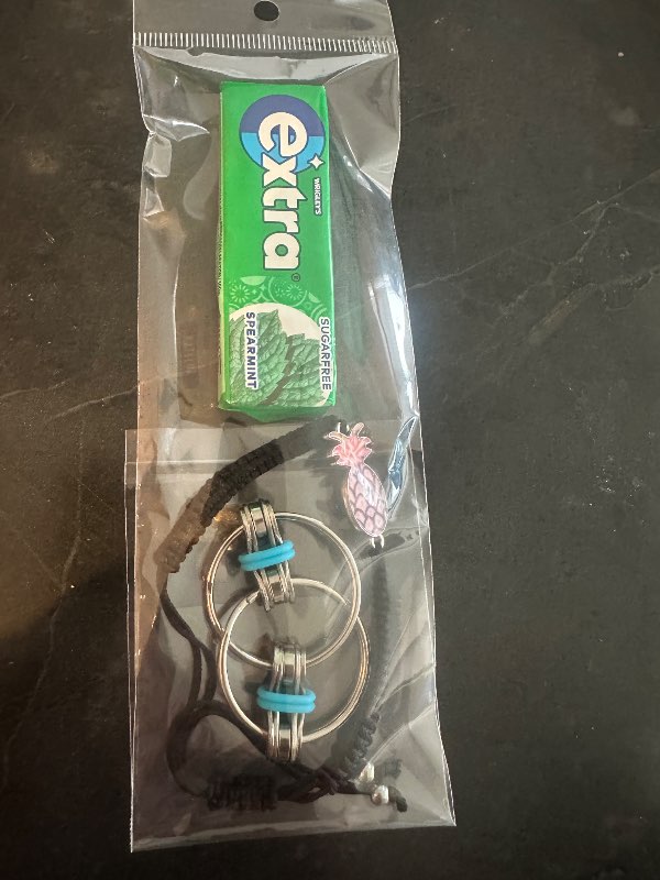 Tyggjó,armband og fikt þraut dót