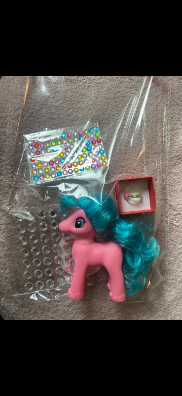 Nýtt pony skraut Hringur í gjafaöskju