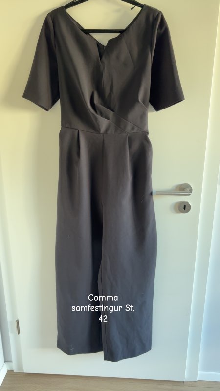 Comma samfestingur