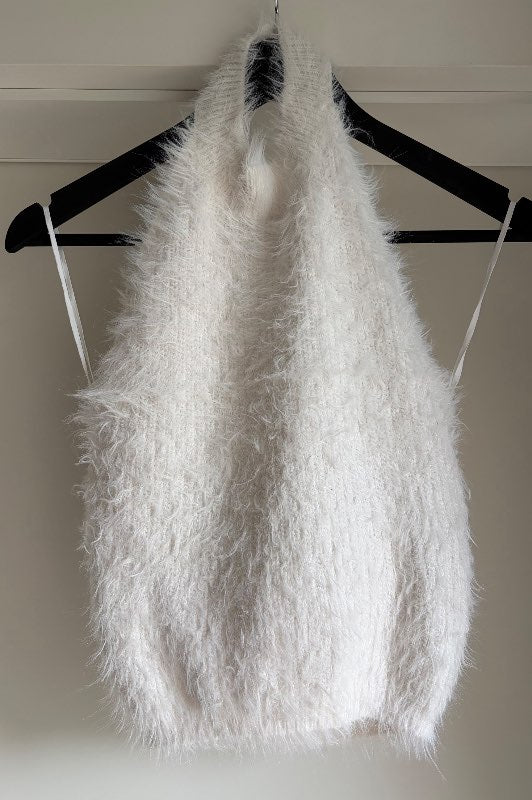 Zara fluffy hvítur toppur