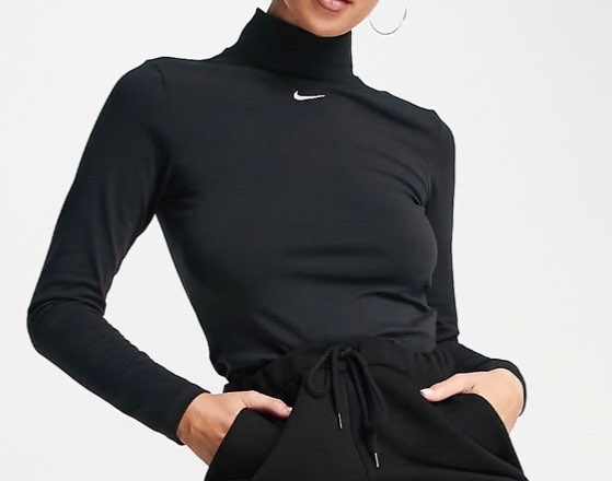 Nike svartur langermabolur