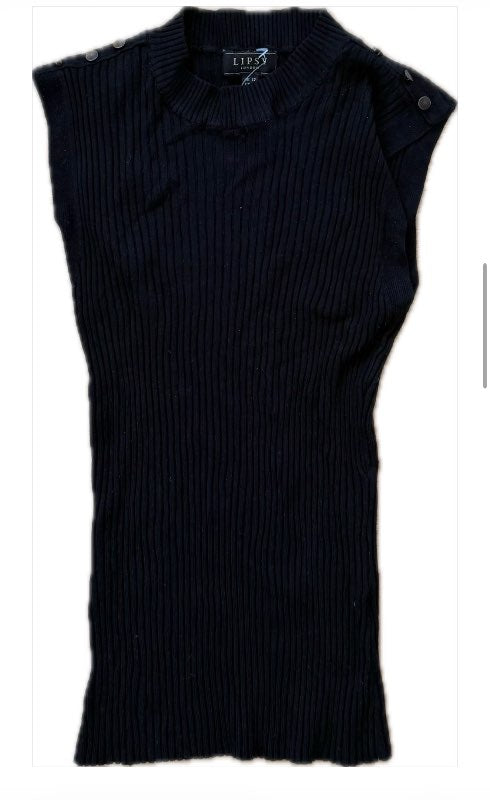 Svartur basic toppur