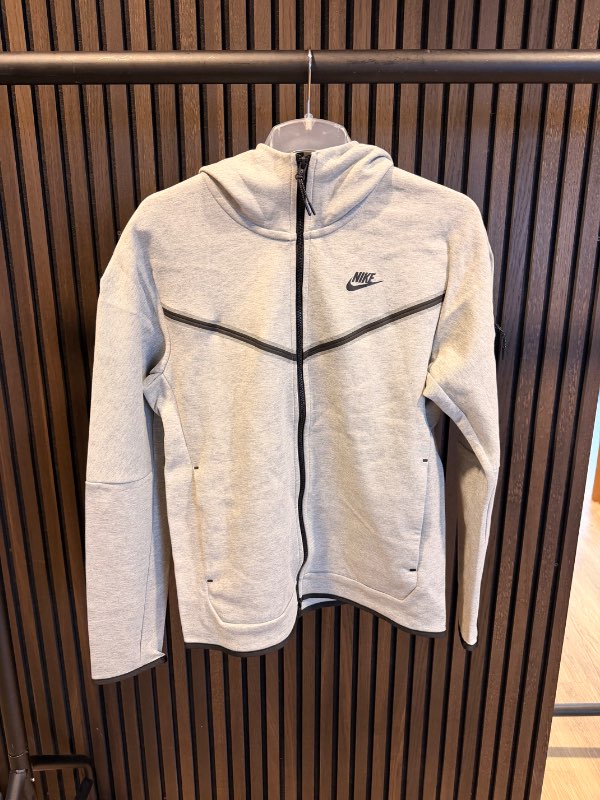 NIKE Tech Fleece peysa grá