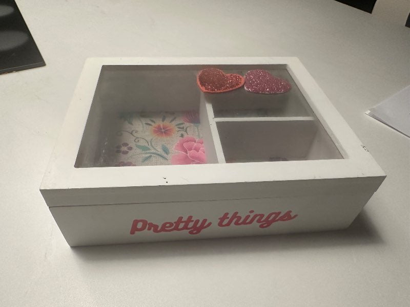 Hvítt box