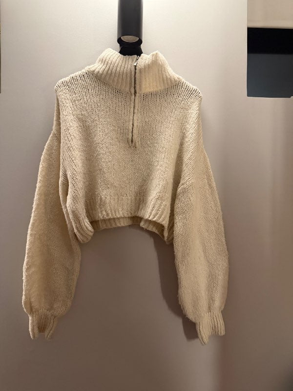 Stradivarius hálf rennd prjónapeysa
