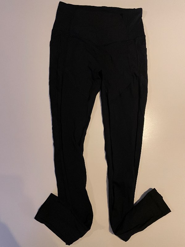 83 - LuluLemon íþróttabuxur