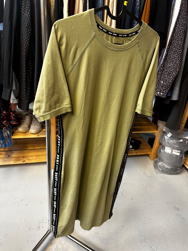 Kjóll DKNY - M