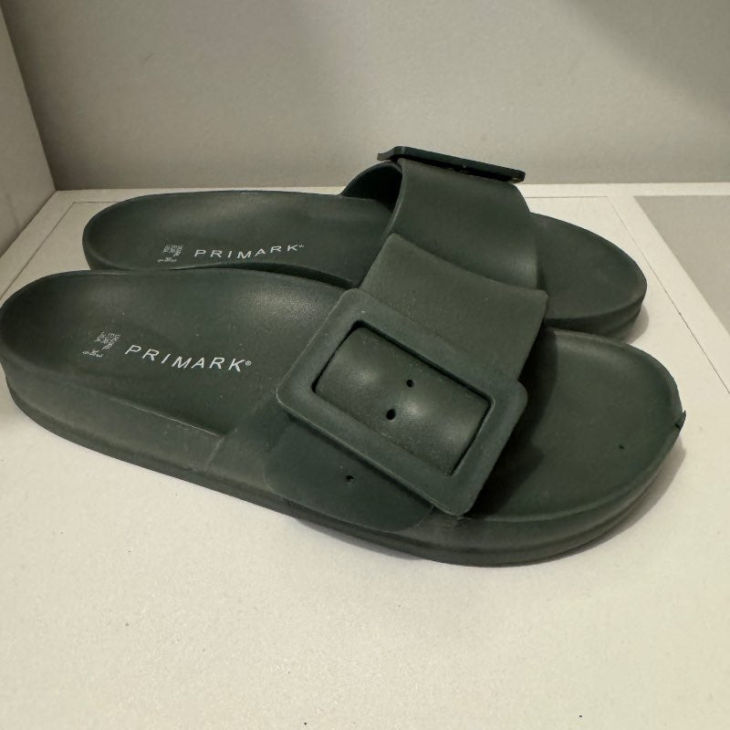 Primark inniskór