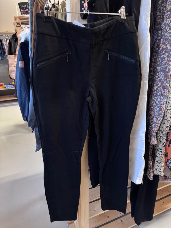 Hilary Radley stretch buxur
