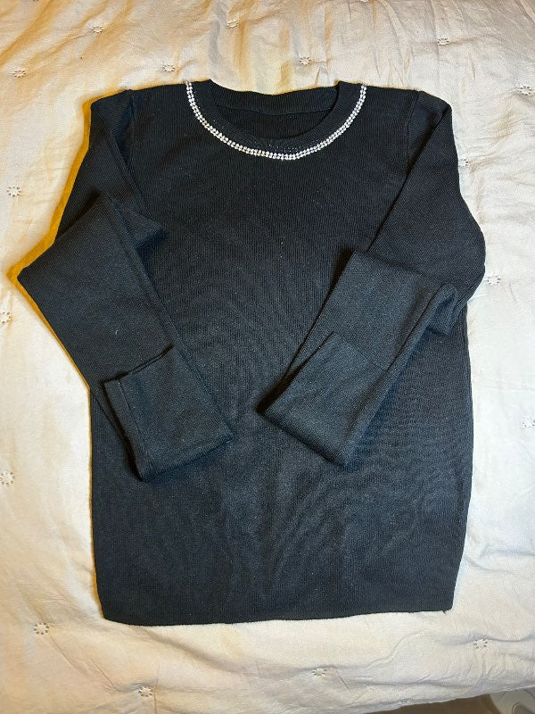 Black soft sweater NEW