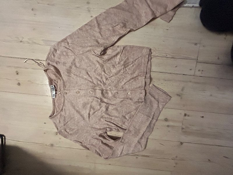 brún cardigan