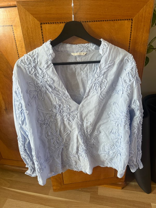 Zara Embroidered White Blouse