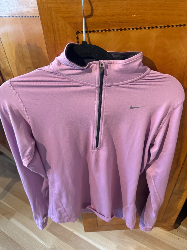 Nike Bolur
