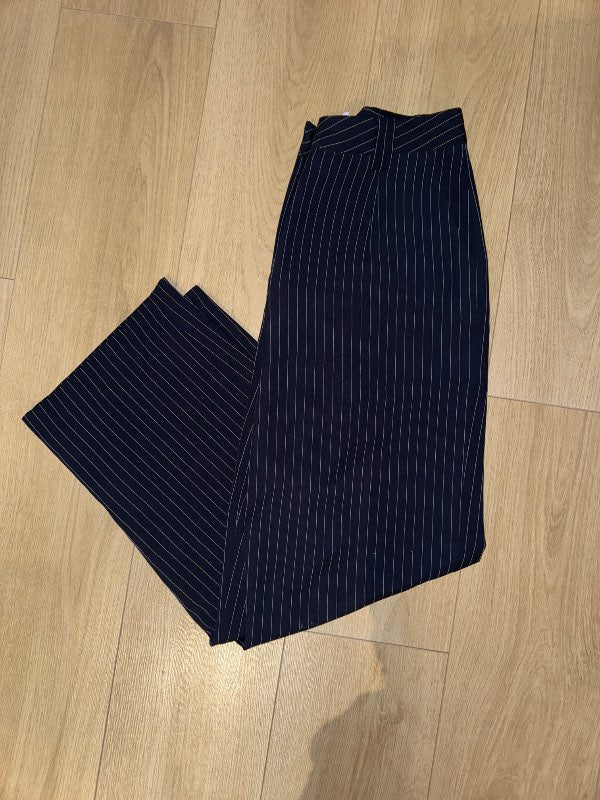 Nakd bláröndóttar buxur