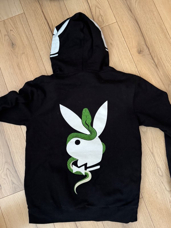 Playboy hettupeysa
