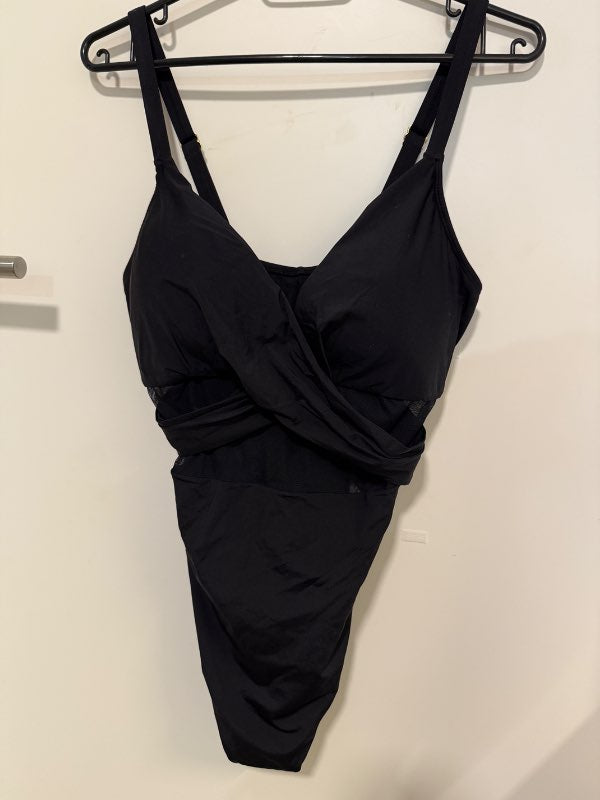 Leonisa sundbolur (aðhalds)