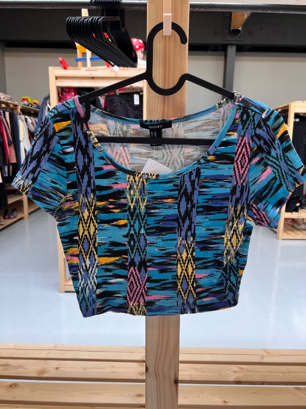 Forever 21 uppskera stuttermabolur