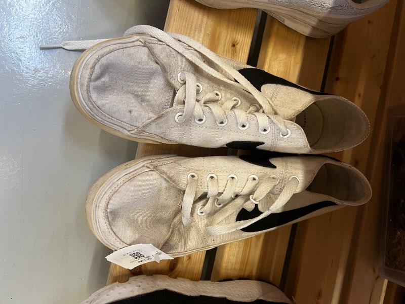 S- NIKE skór hvítir